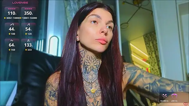 Czat XXX na żywo – tattooedBabyy