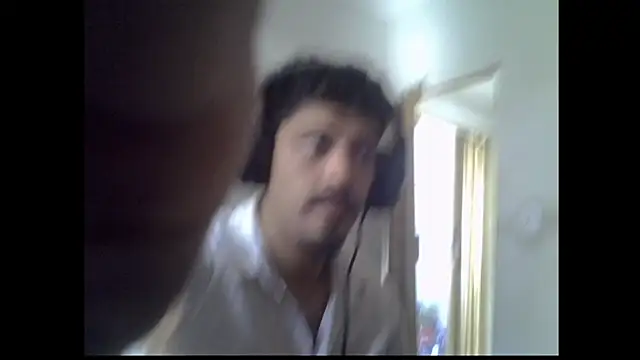 IIILCIII ওয়েবক্যাম শো