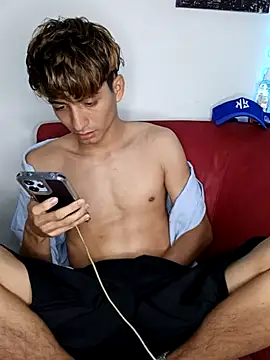 Chat +18 de Andy_Kein ao vivo