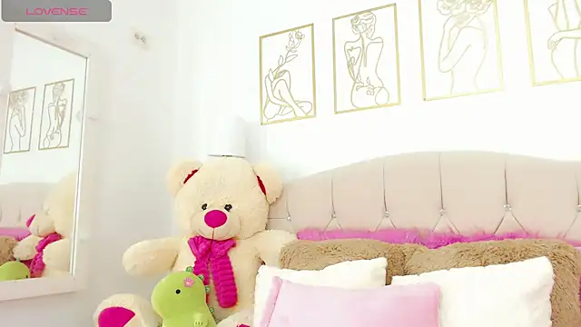 miss_linda_'s Live XXX Chat