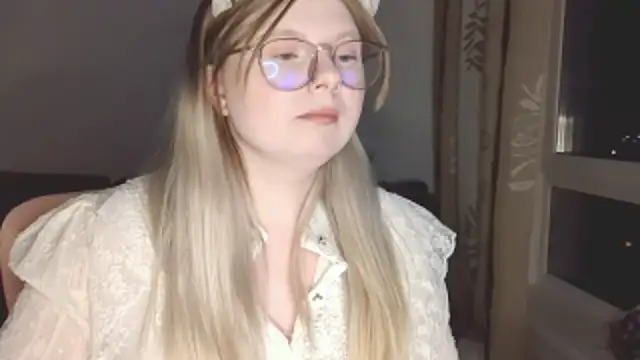 YukiBlush Live XXX Chat