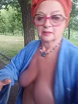 Hot-Muci's Webcam Show