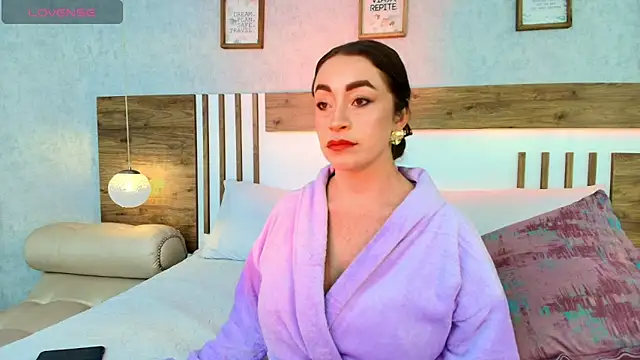 LucianaWainN's Live XXX Chat