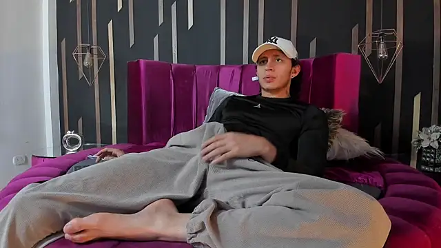 Chat XXX en directo de JayTaylorr