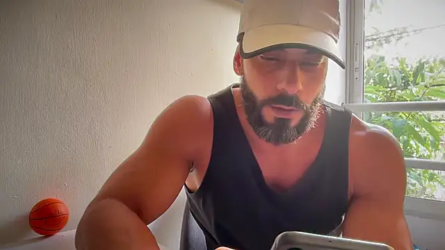Show modela romeolovedark na web-kameri