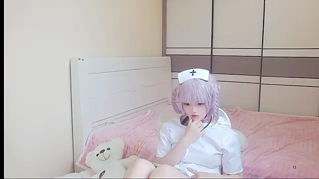 NINI531 Adlı Modelin Canlı XXX Sohbeti