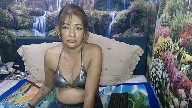 indianaqua's Live XXX Chat