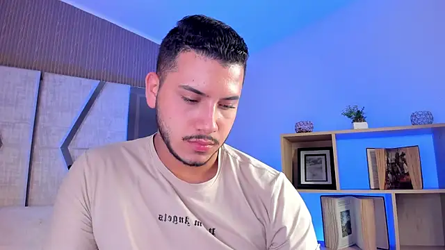 Webkamerová show Axel_grey_