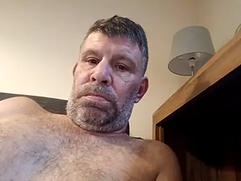 stud2512 – Naživo XXX chat