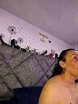 Shantey_Laurent Chat XXX live