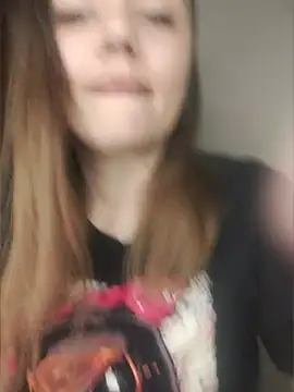 Онлайн чат XXX KrissSexi