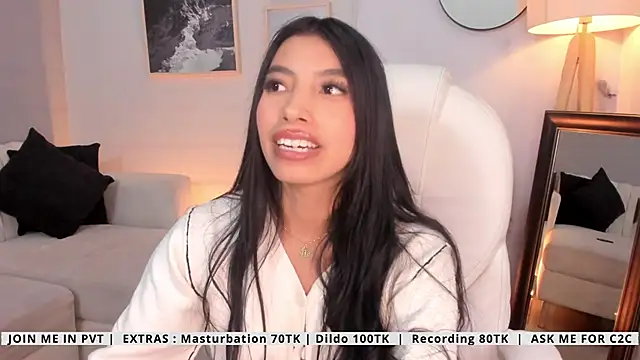 Tiffany_Low Adlı Modelin Canlı XXX Sohbeti