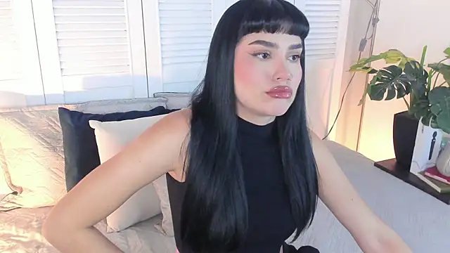 AlmaBlaze Live XXX Chat
