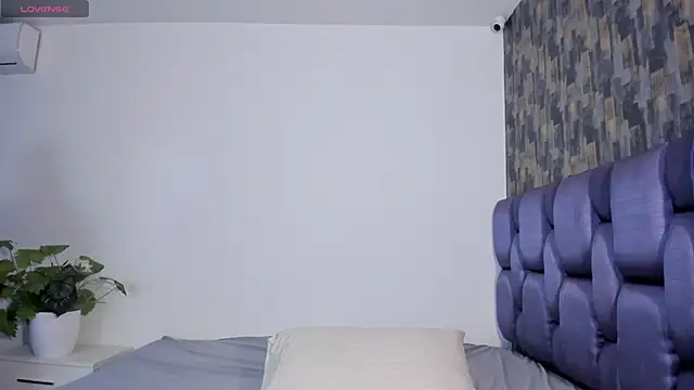 VeraBlazze's Live XXX Chat
