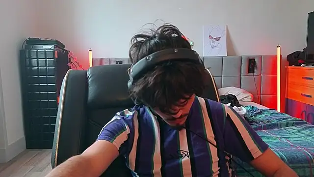 Chat XXX en directo de JordanShow