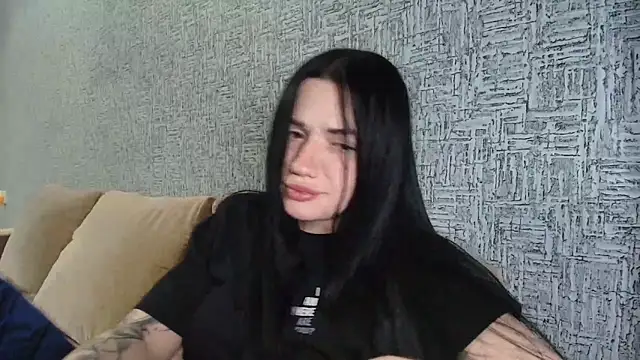 XXX chat uživo modela Liana_diva