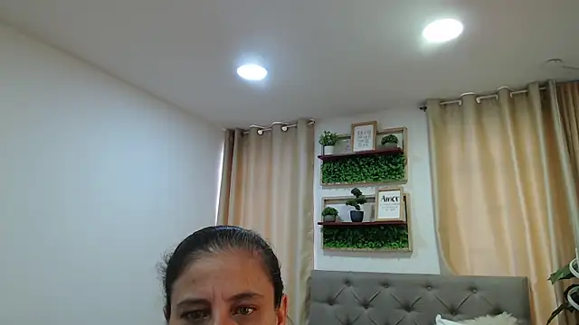 sasi_luna Live XXX-chat
