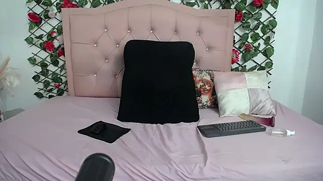 Онлайн чат XXX LucyCute_1