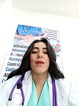 Онлайн чат XXX CAROLINE__07