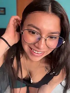 CocoaGigiMuse Live XXX-Chat