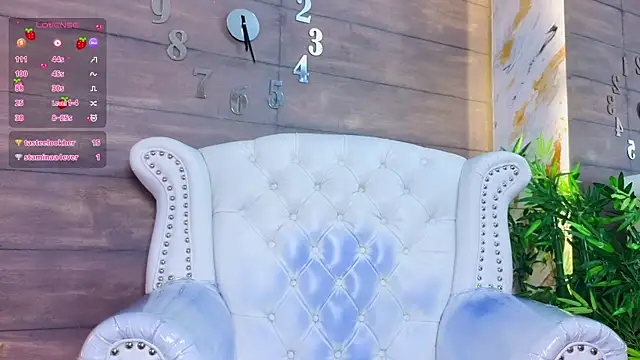 ArianaCherry élő XXX-chatje
