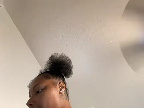 Bleuk Live XXX-Chat