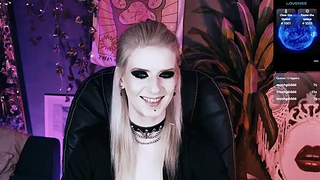 Noah_ElmerX Chat XXX in diretta