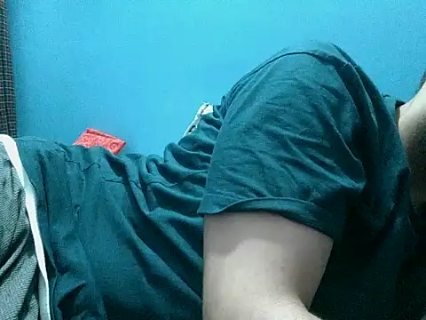 Precumboner Live XXX Chat