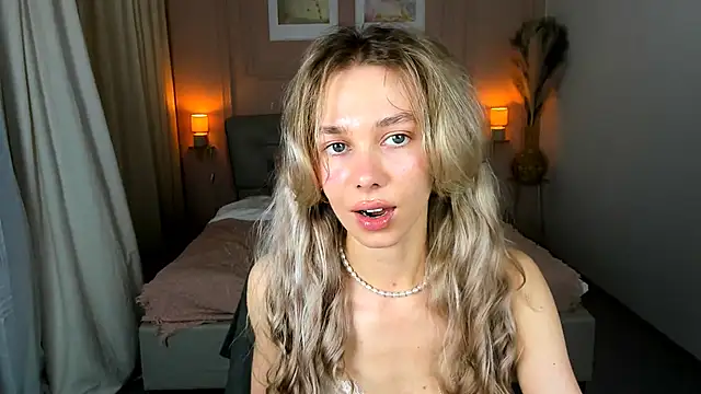 LuluAlis Live XXX-chat