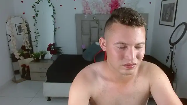 sven_fox723 라이브 XXX 채팅