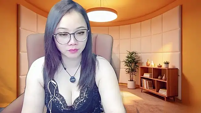 Dolcegattina-Asiann Live XXX chat