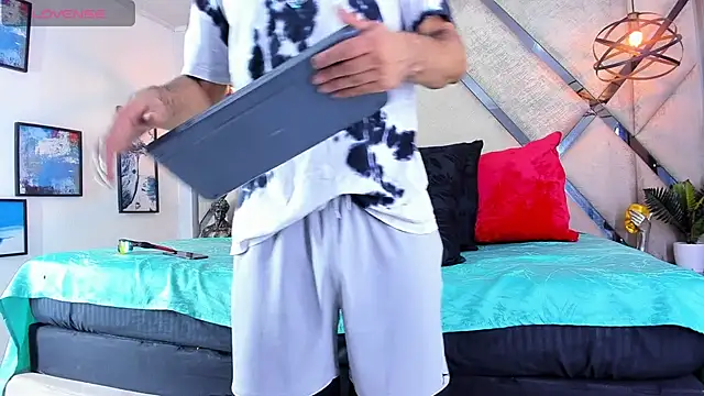 steffanxxll 라이브 XXX 채팅