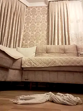 suzanara Adlı Modelin Web Kamerası Şovu