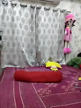 Cute-richa1's Webcam Show