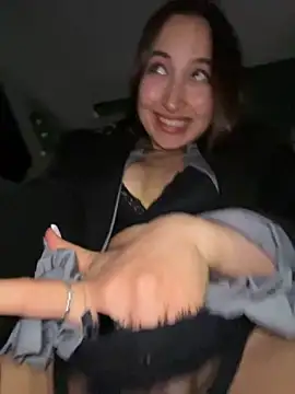 ICrazyOneIRL Live XXX-Chat
