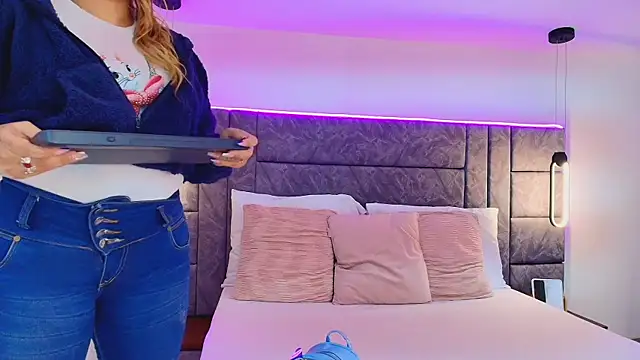 Dakota_Megan_69 Webcam show