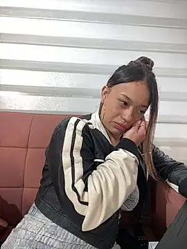 Diosa_Pinkk 现场XXX聊天
