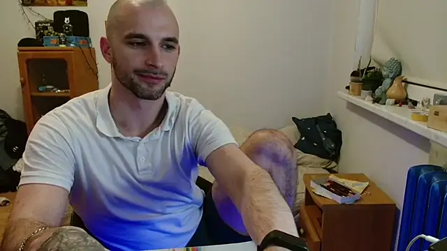 OskarBreno's Live XXX Chat