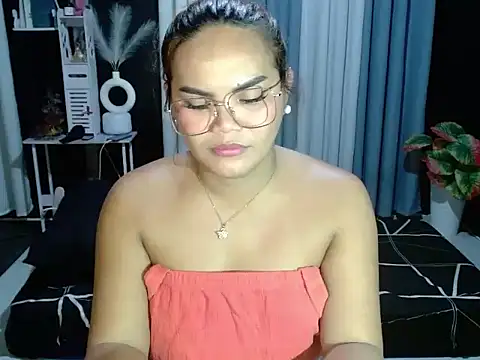 Kendallfoxxのウェブカメラショー
