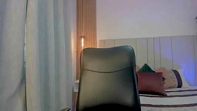 دردشة Victoria_Rosee الجنسية المباشرة