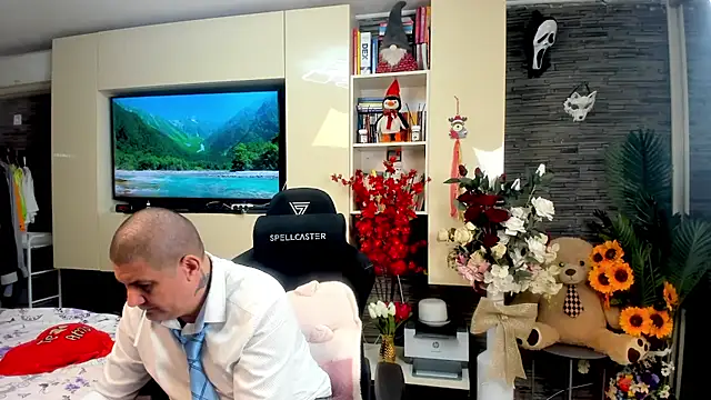 SpartacusDaddy48 Webcam show