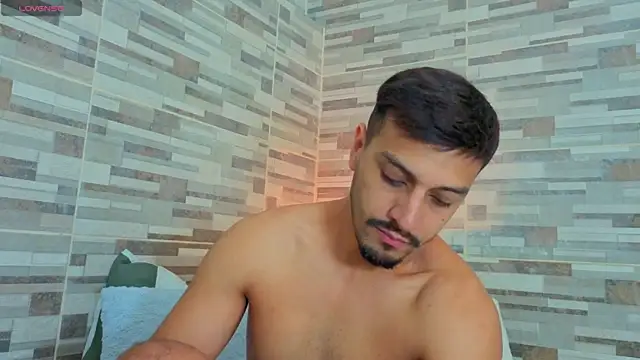 joelcallvil1: вебкам-шоу