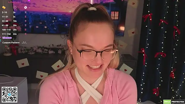 JulieLupo 网络视讯表演