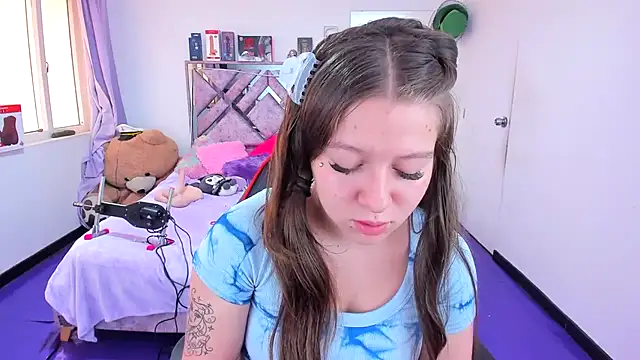 Chat +18 de Luna_Analya ao vivo