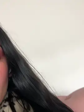 Morgana_Pink Adlı Modelin Canlı XXX Sohbeti