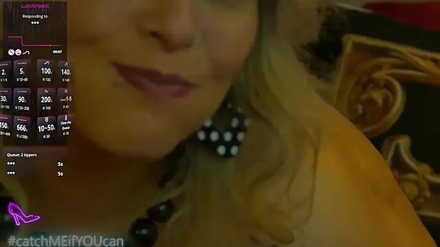 ToughVamp_MockinWITCH's Webcam Show