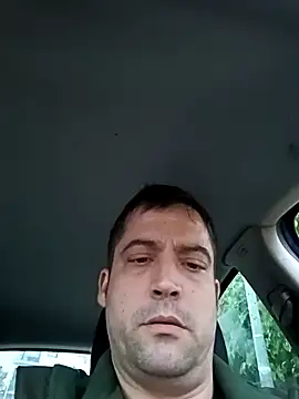 danyelC2 Show in webcam