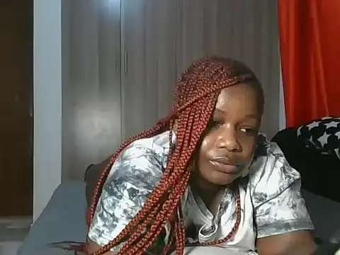 freaky_juicy Show in webcam
