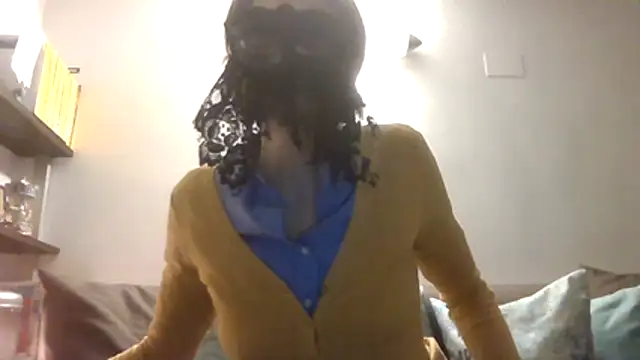 HelenTiAscolta's Live XXX Chat