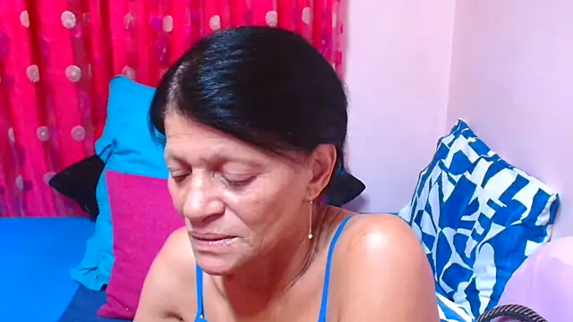 SLUTTYROXY Show Webcam
